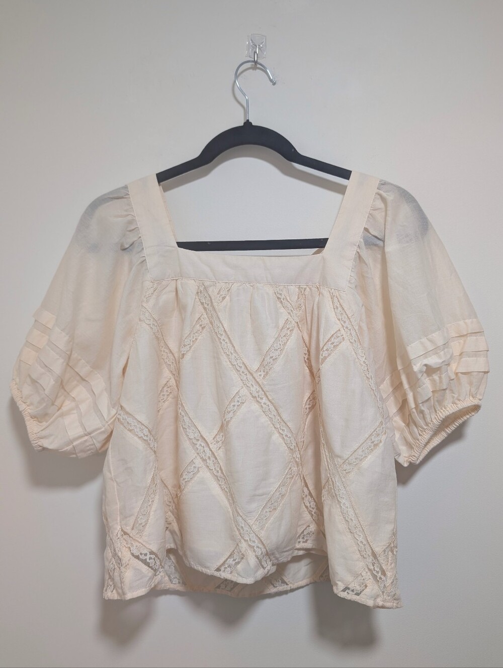 Band of the Free | Mahika Top in Light Tea